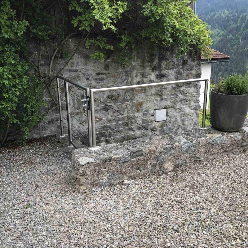 35392_Drahtseilzaun-Edelstahlpfosten_Zaeune_Metall-1