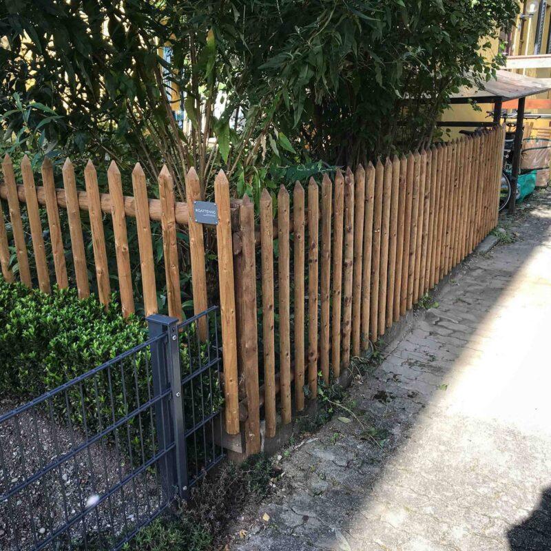 36087_Palisadenzaun-NH-1.00m-braun_Zaeune_Holz-2